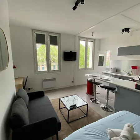 Once Upon A Time In - 213 Appartamento